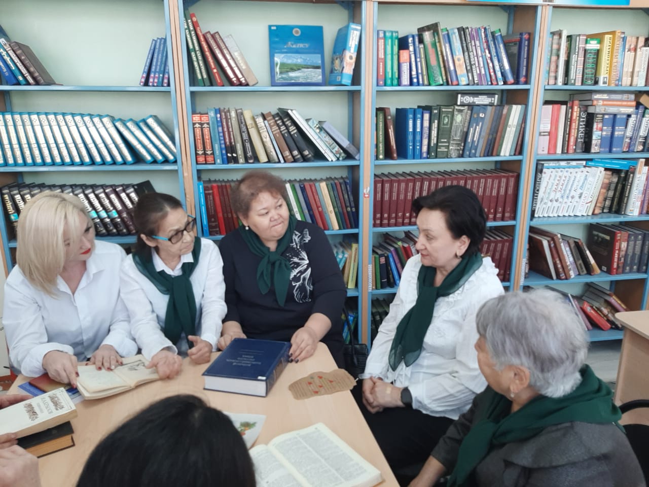В гимназии 60 проходит декада русского языка и литературы